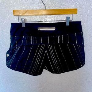 Lululemon Speed Up Short Low Rise Black Reflective size 8